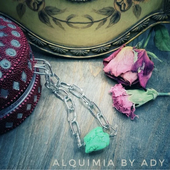 Chunky Turquoise Oracle — Silver Chain Companion Necklace + APPLE GREEN - Picture 1 of 2